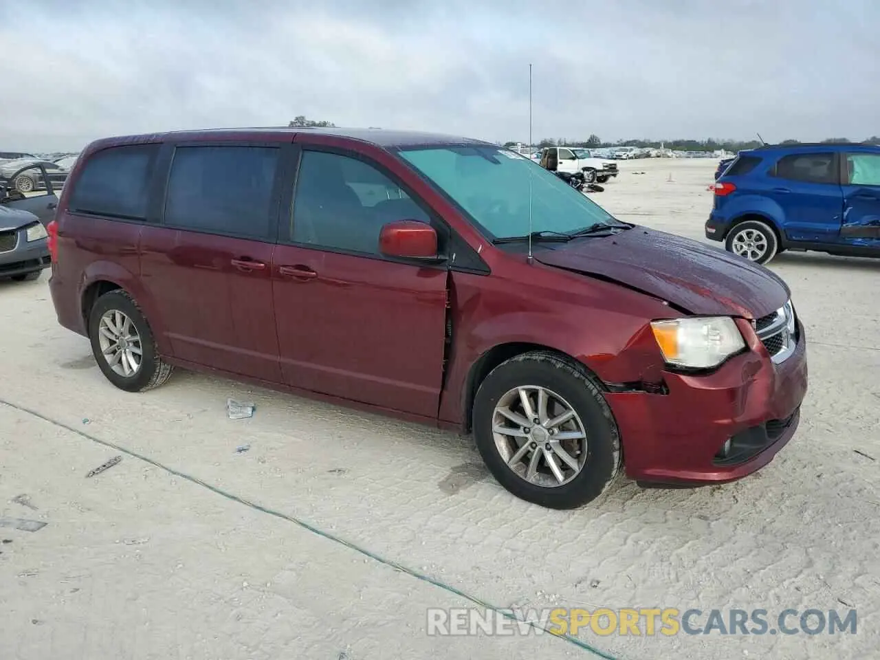 4 fotografías del automóvil dañado 2C4RDGBG3LR255749 DODGE CARAVAN 2020