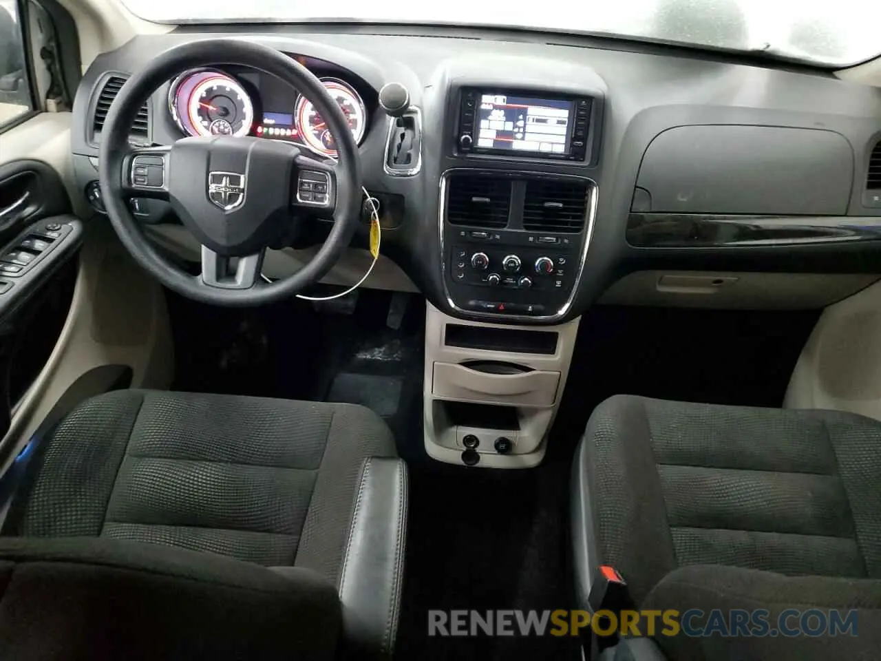 8 fotografías del automóvil dañado 2C4RDGBG4LR195139 DODGE CARAVAN 2020