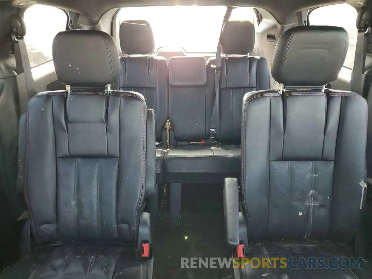 10 fotografías del automóvil dañado 2C4RDGEG0LR188779 DODGE CARAVAN 2020