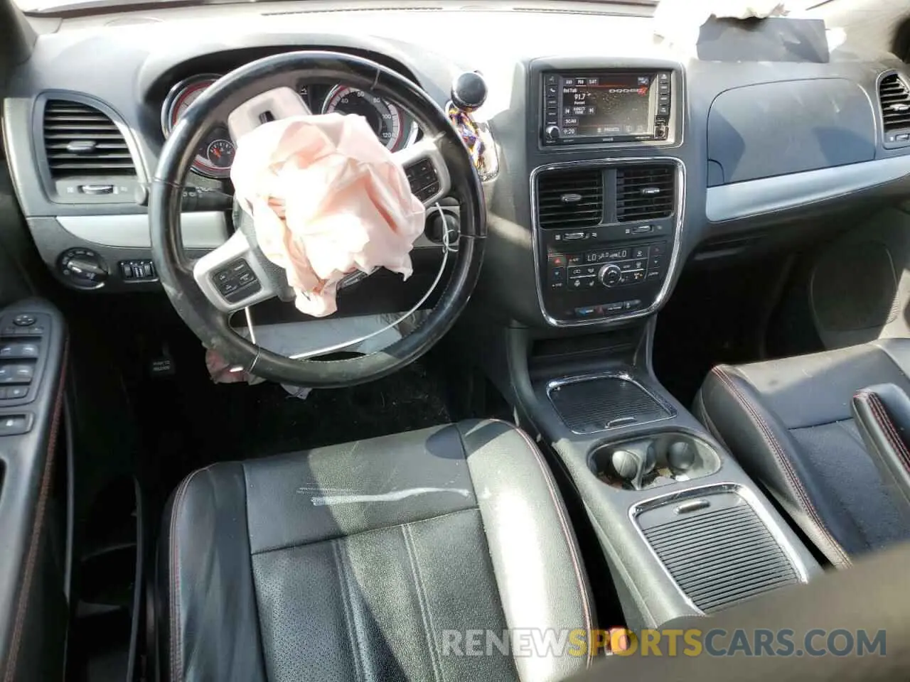 8 fotografías del automóvil dañado 2C4RDGEG1LR187799 DODGE CARAVAN 2020
