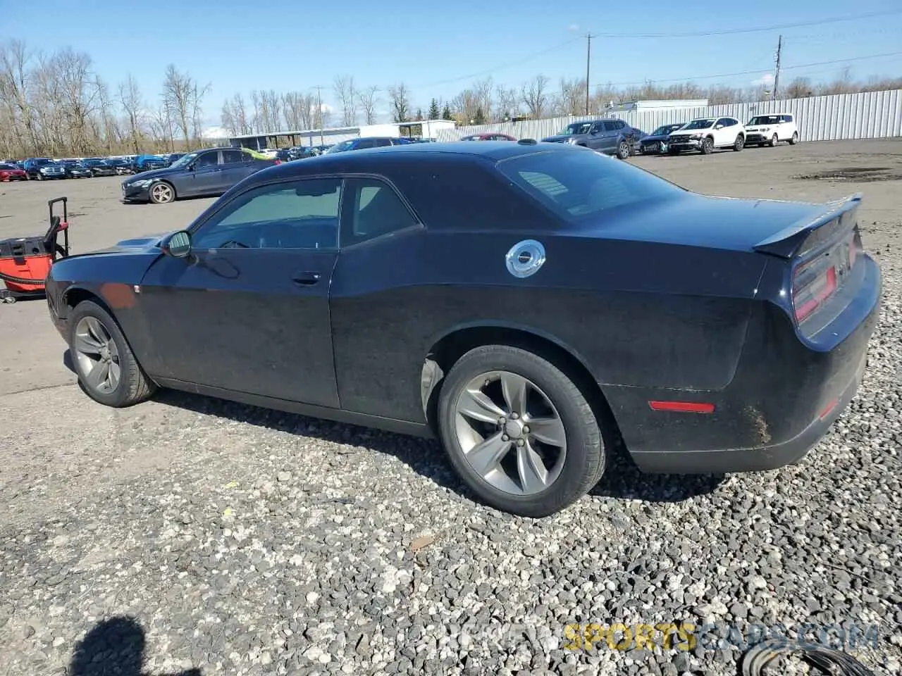 2 fotografías del automóvil dañado 2C3CDZAG0KH563604 DODGE CHALLENGER 2019