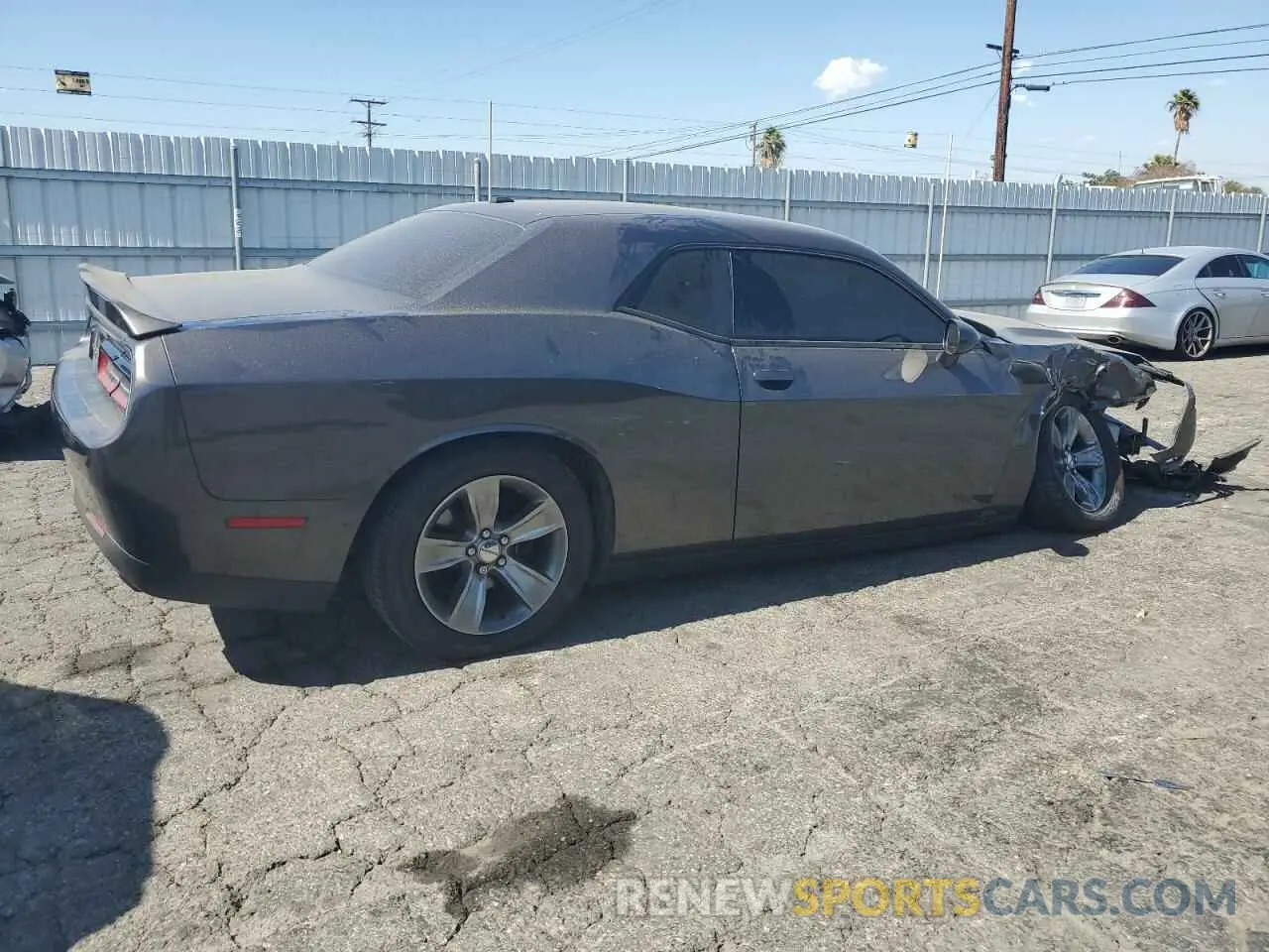 3 fotografías del automóvil dañado 2C3CDZAG0KH669695 DODGE CHALLENGER 2019