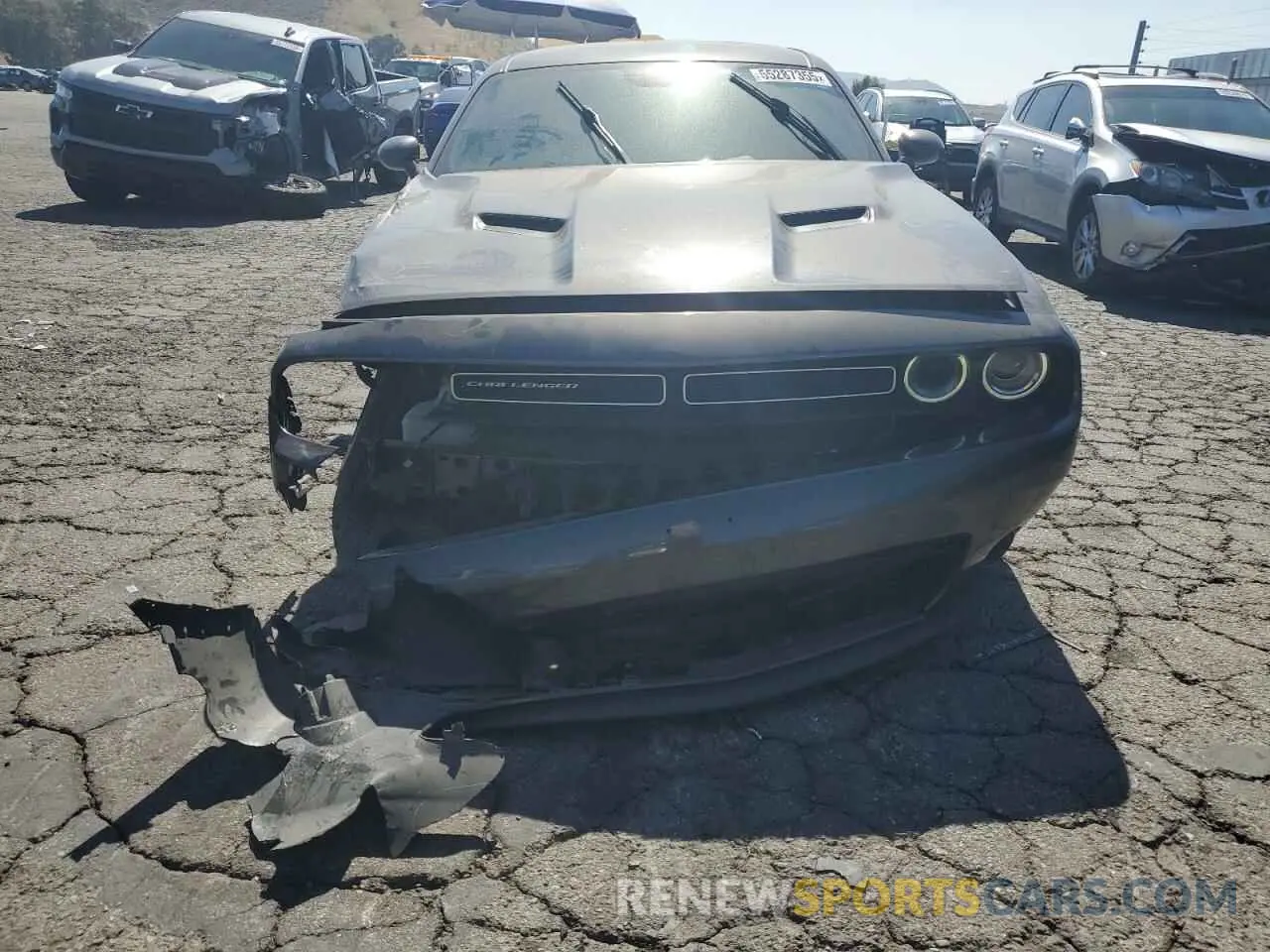5 fotografías del automóvil dañado 2C3CDZAG0KH669695 DODGE CHALLENGER 2019