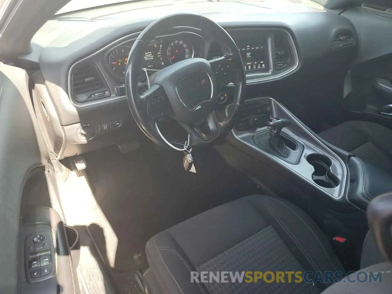 8 fotografías del automóvil dañado 2C3CDZAG0KH669695 DODGE CHALLENGER 2019