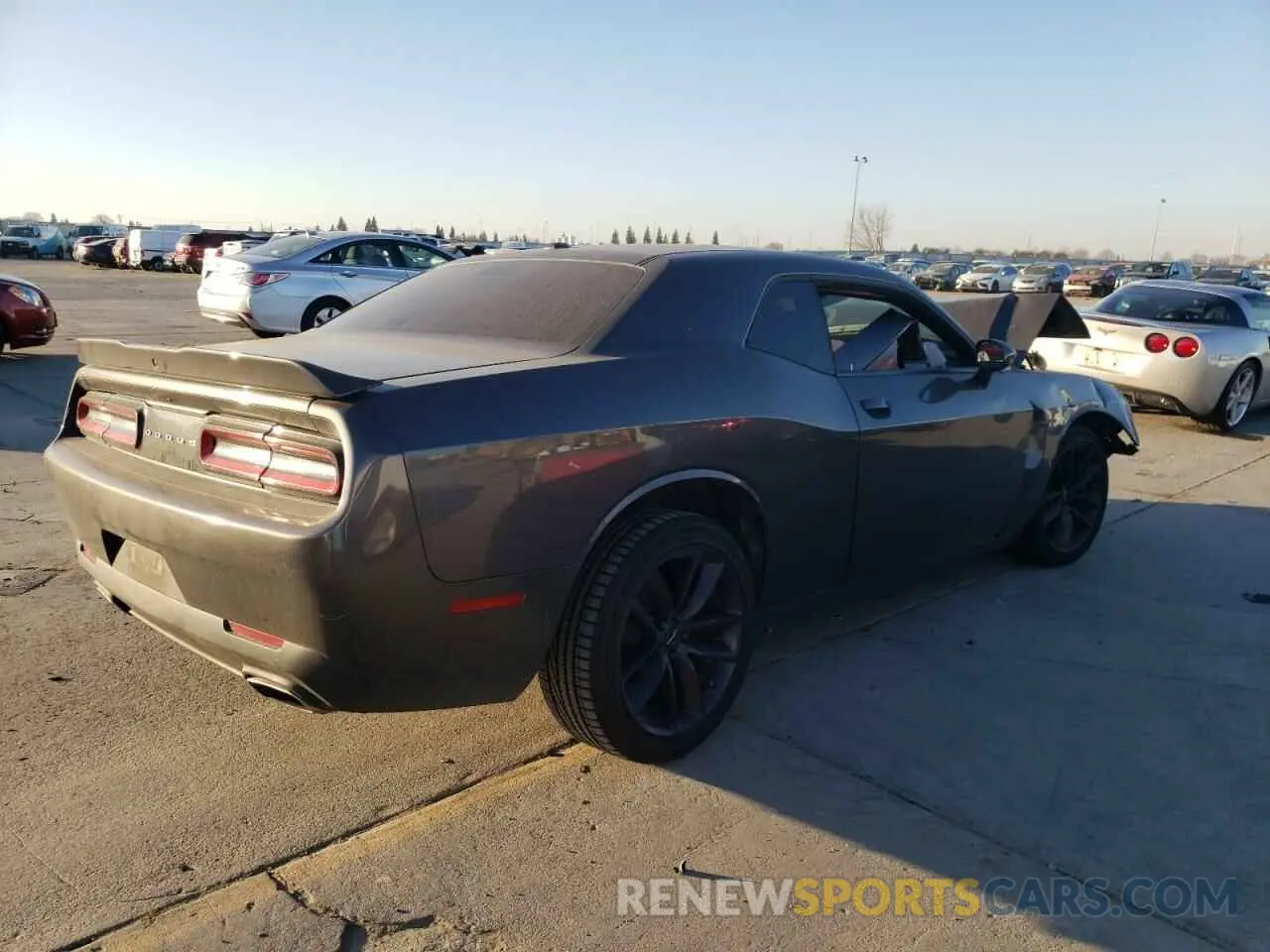 3 fotografías del automóvil dañado 2C3CDZAG1KH525041 DODGE CHALLENGER 2019