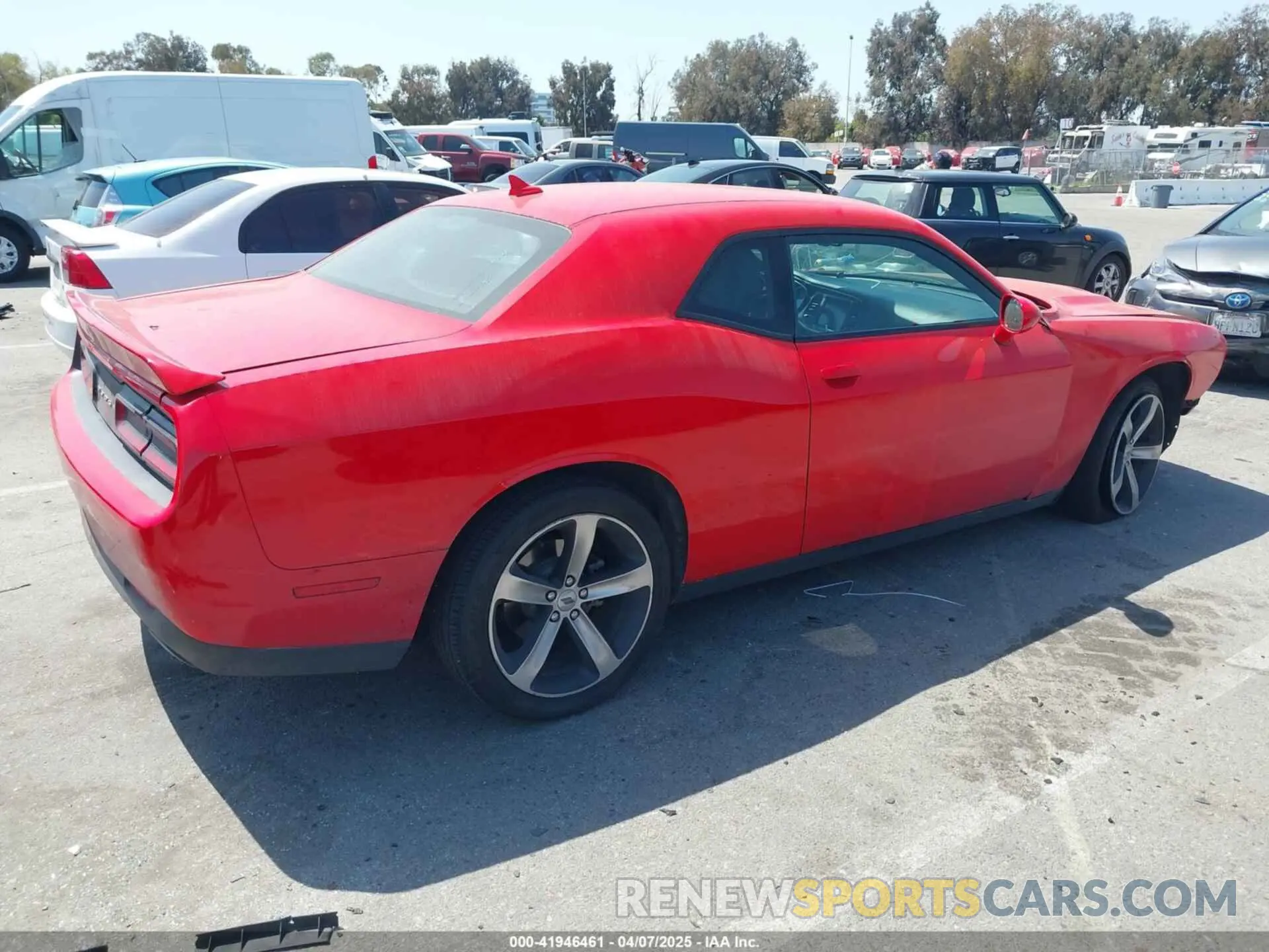 4 fotografías del automóvil dañado 2C3CDZAG1KH652565 DODGE CHALLENGER 2019