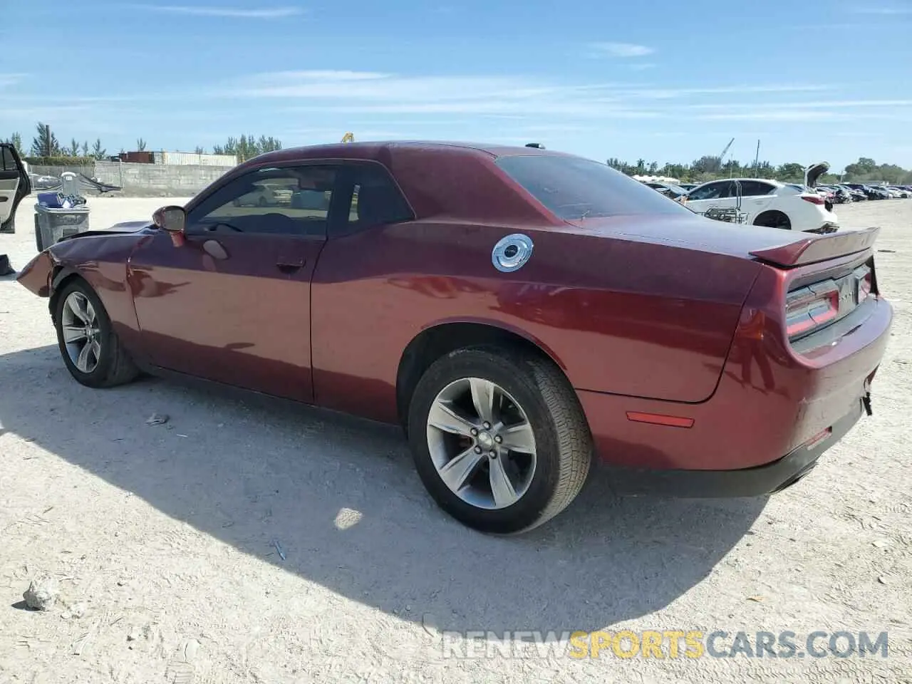 2 fotografías del automóvil dañado 2C3CDZAG1KH705538 DODGE CHALLENGER 2019