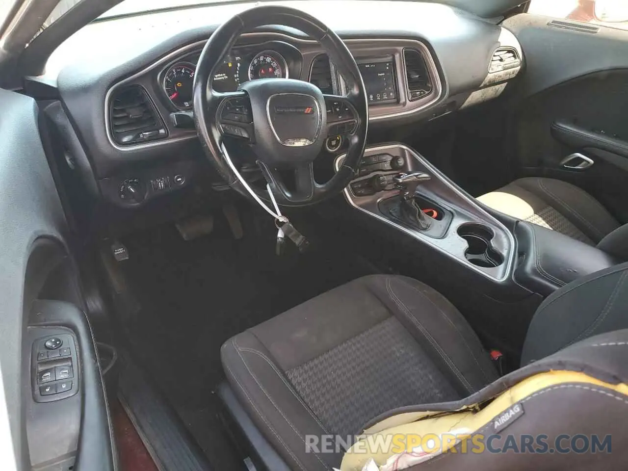 8 fotografías del automóvil dañado 2C3CDZAG1KH705538 DODGE CHALLENGER 2019