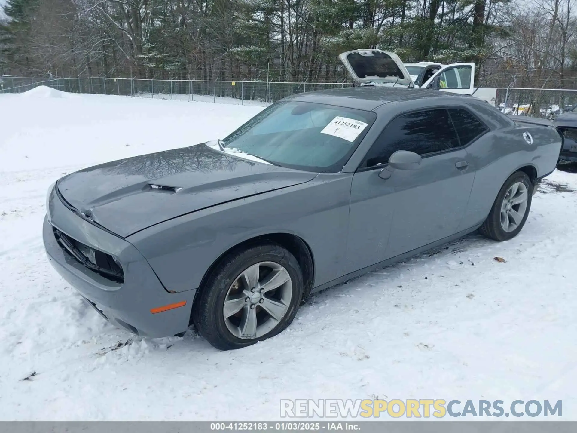 2 fotografías del automóvil dañado 2C3CDZAG2KH619865 DODGE CHALLENGER 2019