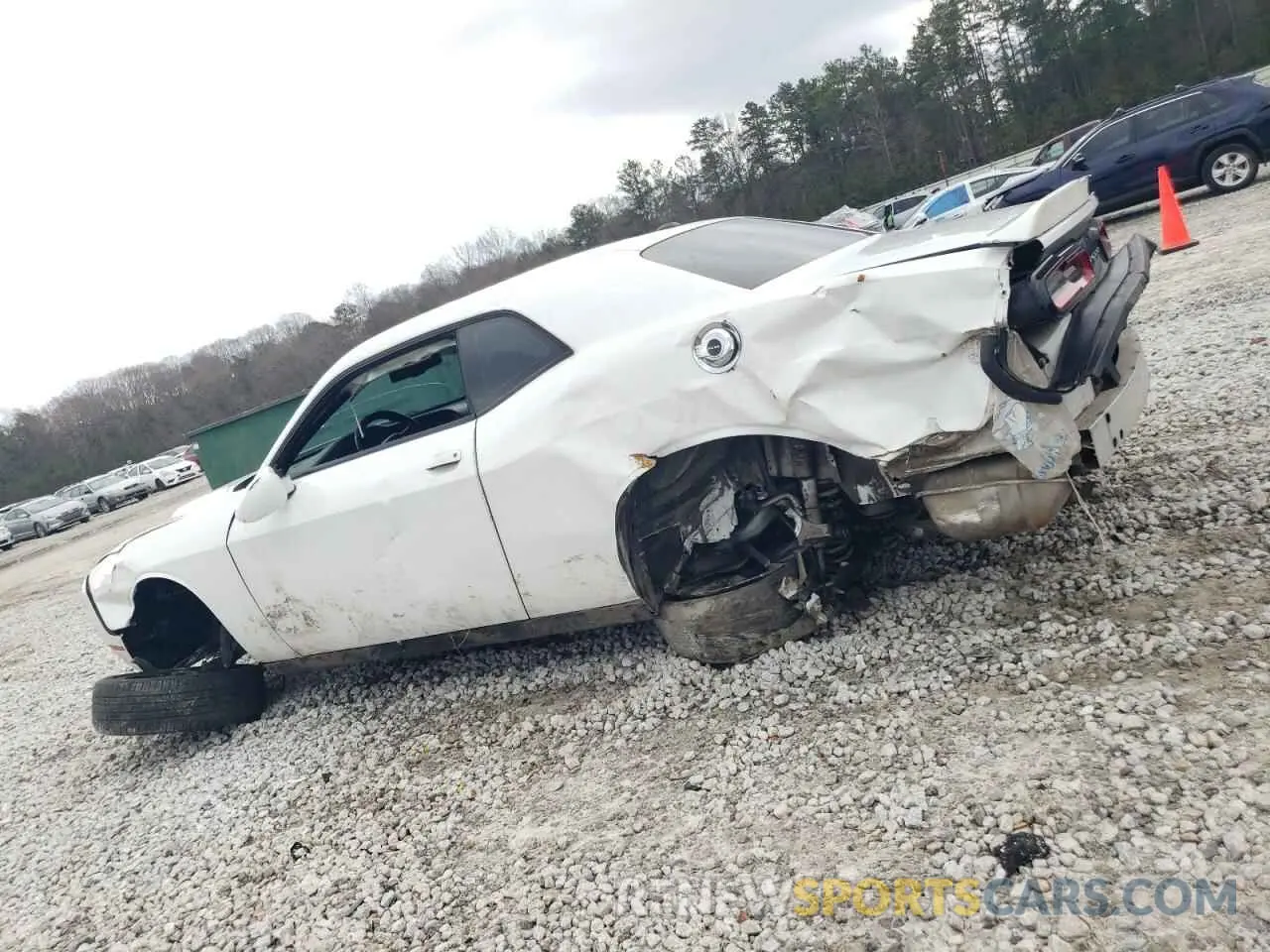 2 fotografías del automóvil dañado 2C3CDZAG2KH669519 DODGE CHALLENGER 2019