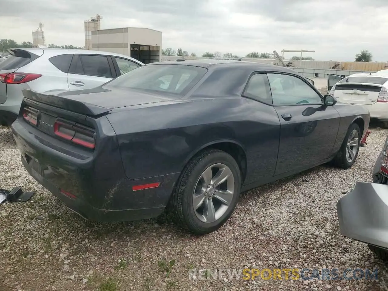 3 fotografías del automóvil dañado 2C3CDZAG3KH551866 DODGE CHALLENGER 2019