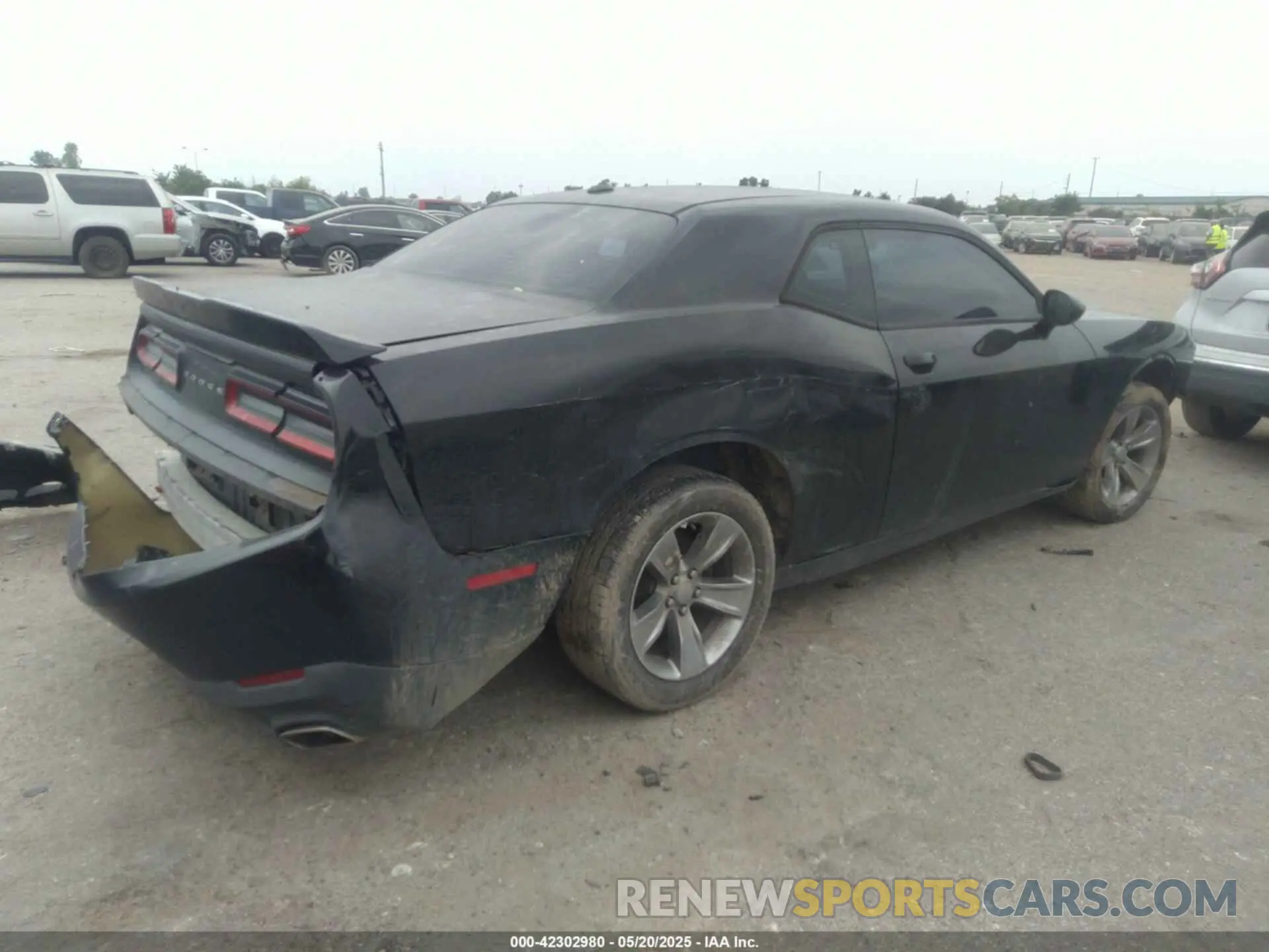 4 fotografías del automóvil dañado 2C3CDZAG3KH616263 DODGE CHALLENGER 2019