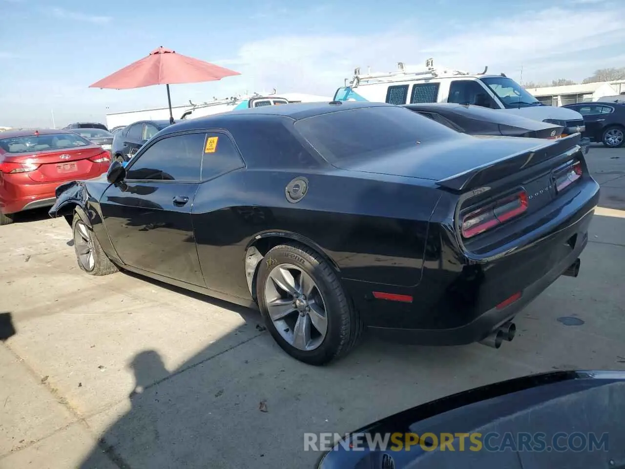2 fotografías del automóvil dañado 2C3CDZAG4KH677296 DODGE CHALLENGER 2019