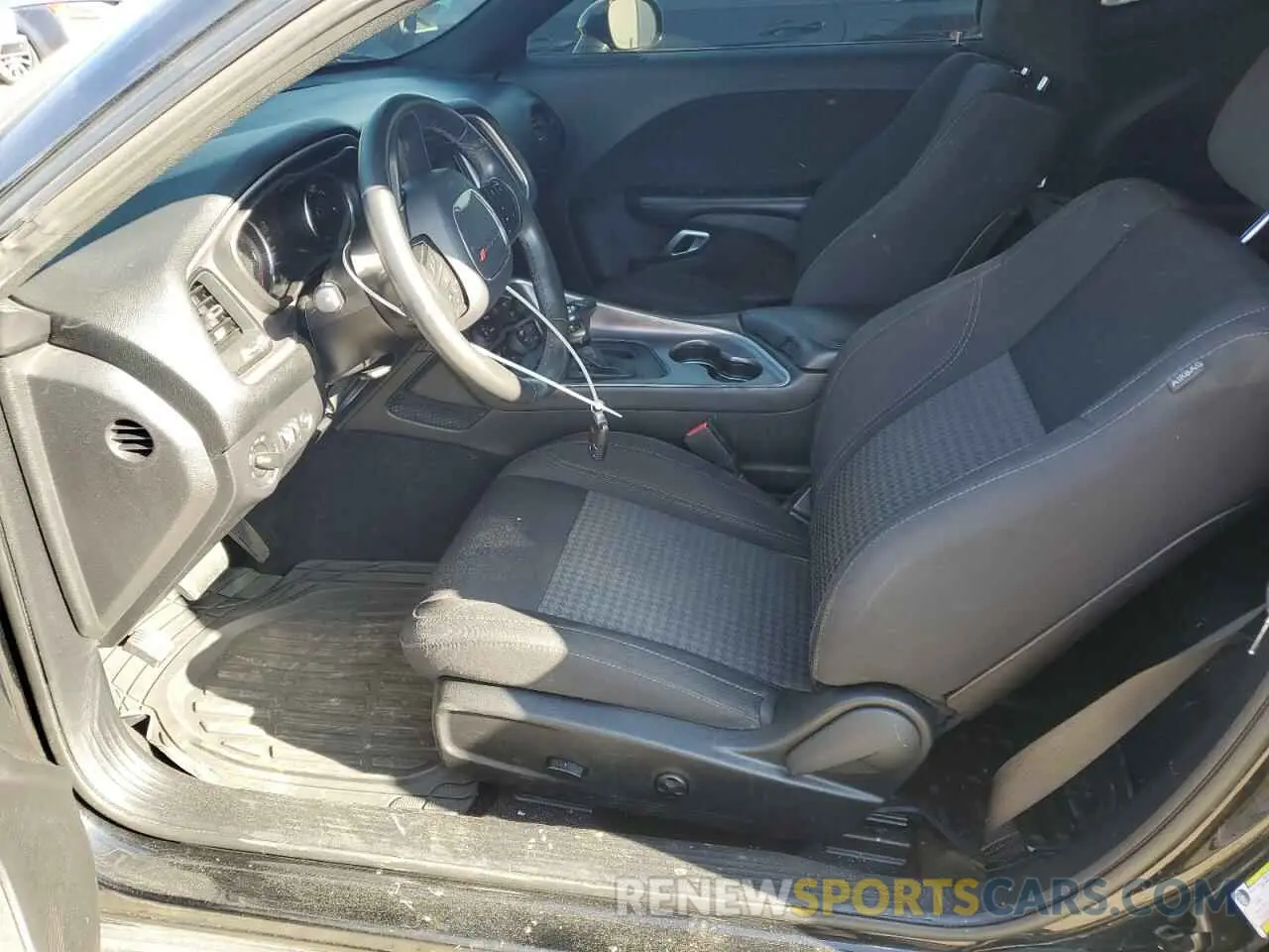 7 fotografías del automóvil dañado 2C3CDZAG4KH677296 DODGE CHALLENGER 2019