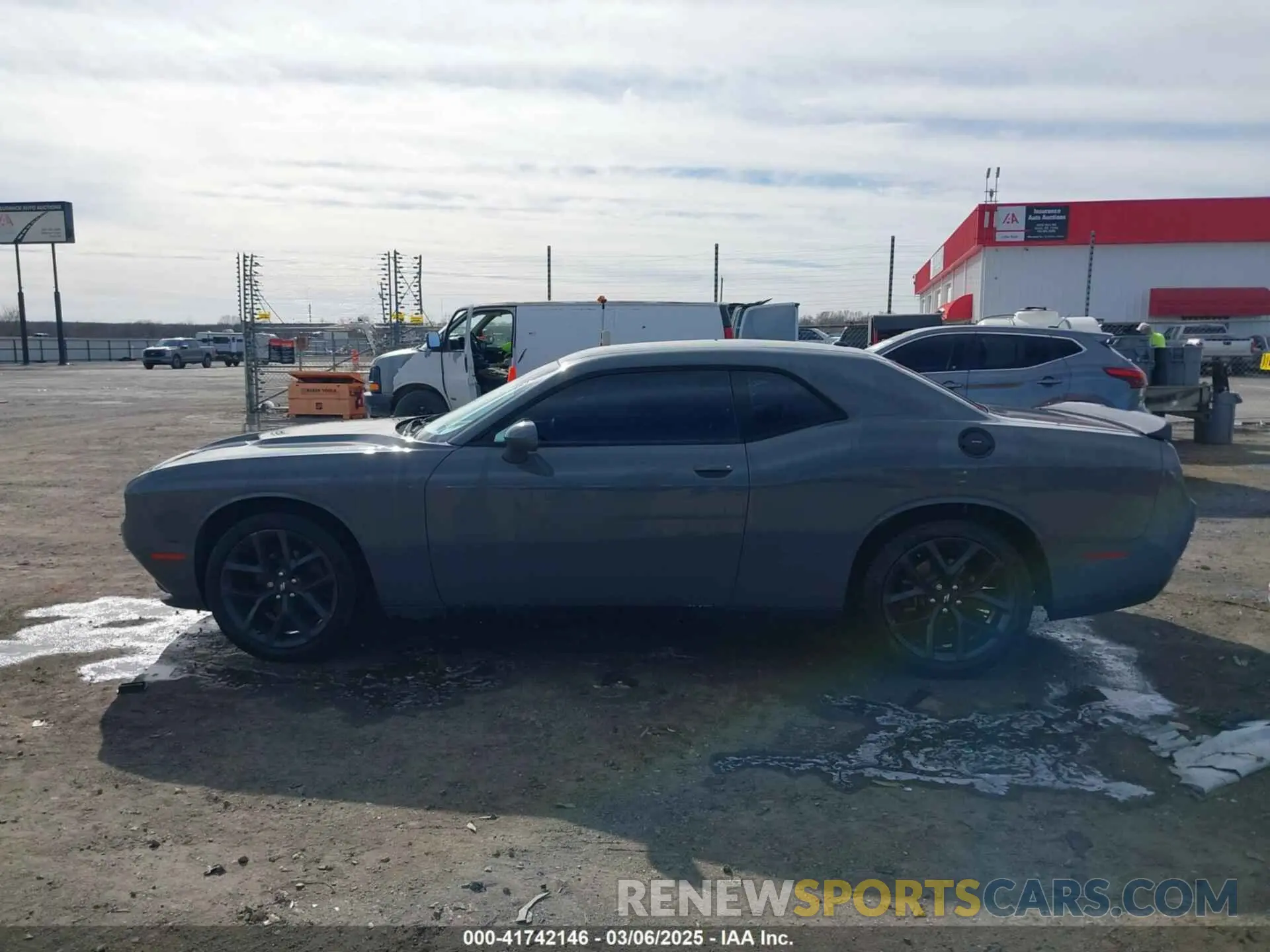 14 fotografías del automóvil dañado 2C3CDZAG5KH521431 DODGE CHALLENGER 2019