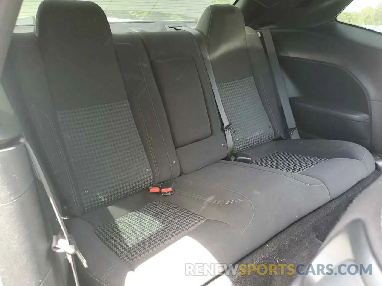 10 fotografías del automóvil dañado 2C3CDZAG6KH746800 DODGE CHALLENGER 2019