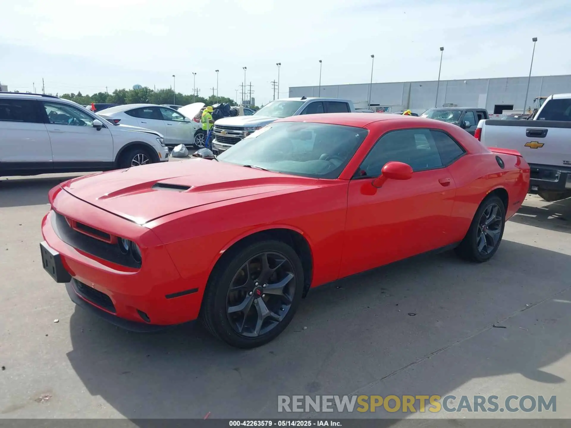 2 fotografías del automóvil dañado 2C3CDZAG7KH634586 DODGE CHALLENGER 2019
