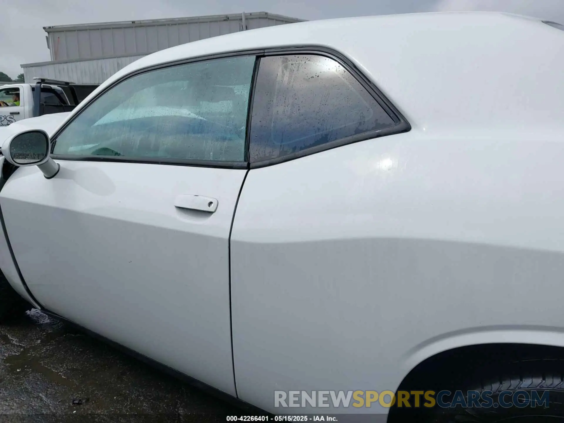 14 fotografías del automóvil dañado 2C3CDZAG7KH670018 DODGE CHALLENGER 2019