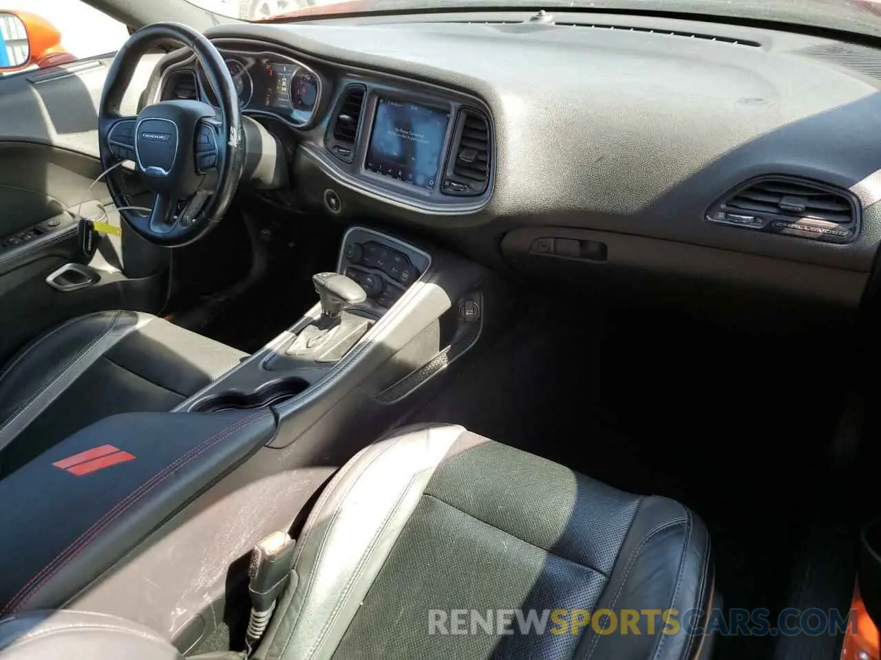 8 fotografías del automóvil dañado 2C3CDZAG7KH677731 DODGE CHALLENGER 2019