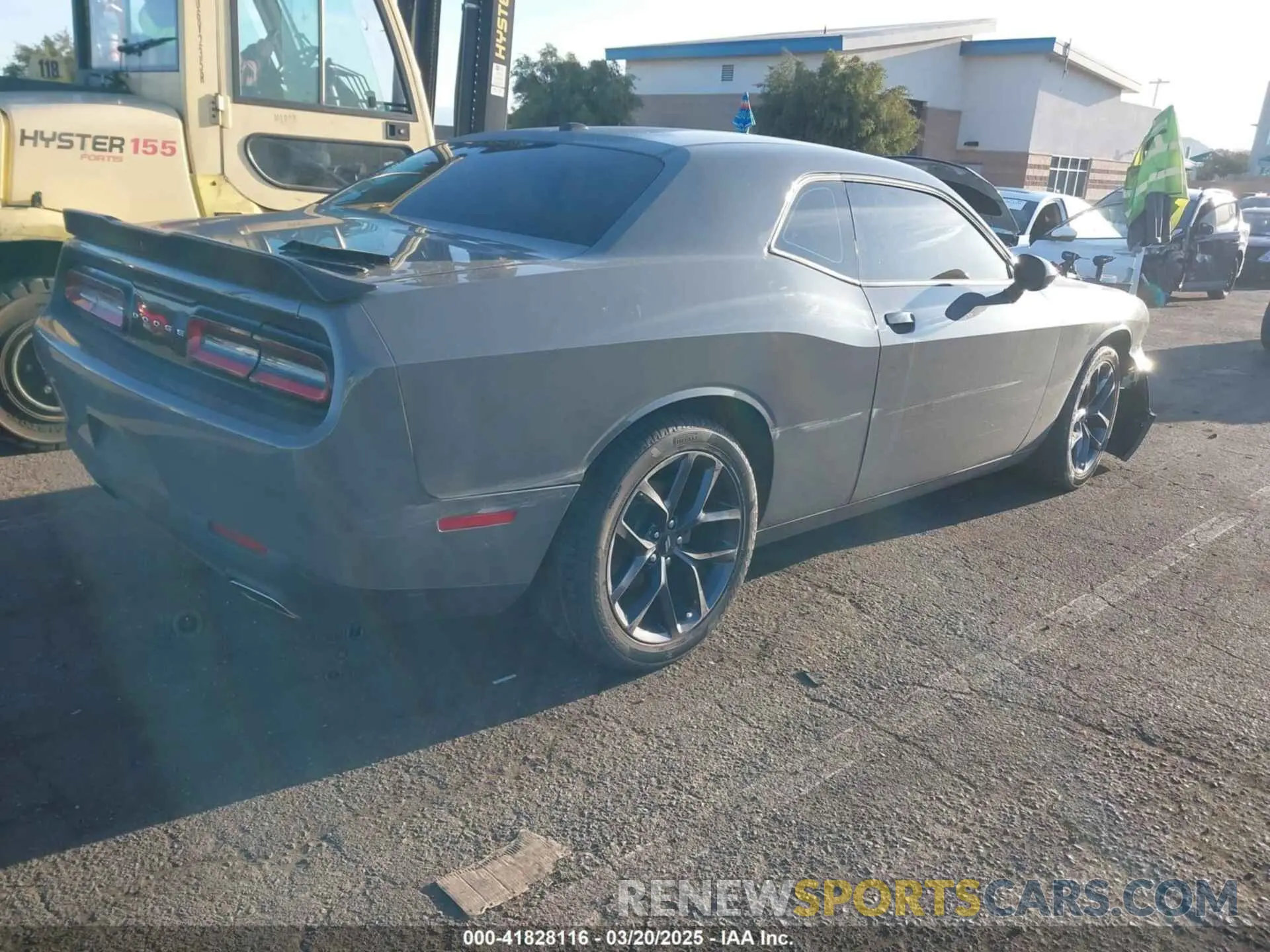 4 fotografías del automóvil dañado 2C3CDZAG8KH521410 DODGE CHALLENGER 2019