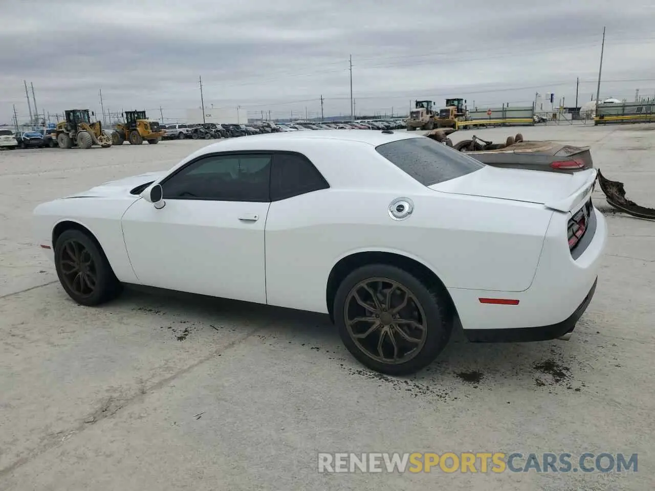 2 fotografías del automóvil dañado 2C3CDZAG8KH619868 DODGE CHALLENGER 2019