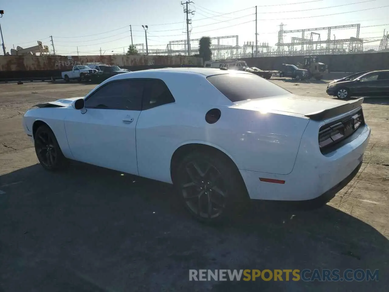 2 fotografías del automóvil dañado 2C3CDZAG8KH680086 DODGE CHALLENGER 2019