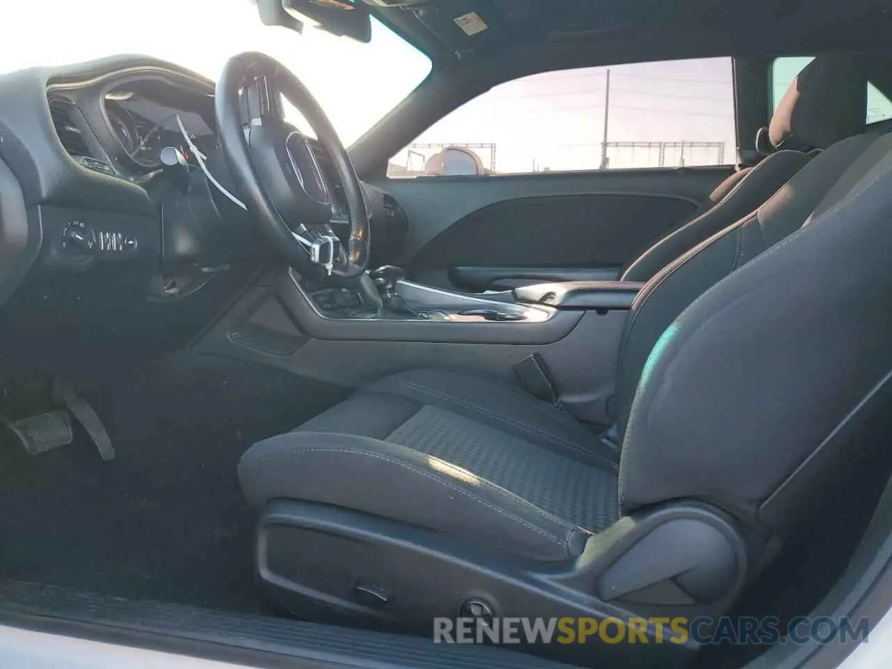 7 fotografías del automóvil dañado 2C3CDZAG8KH680086 DODGE CHALLENGER 2019
