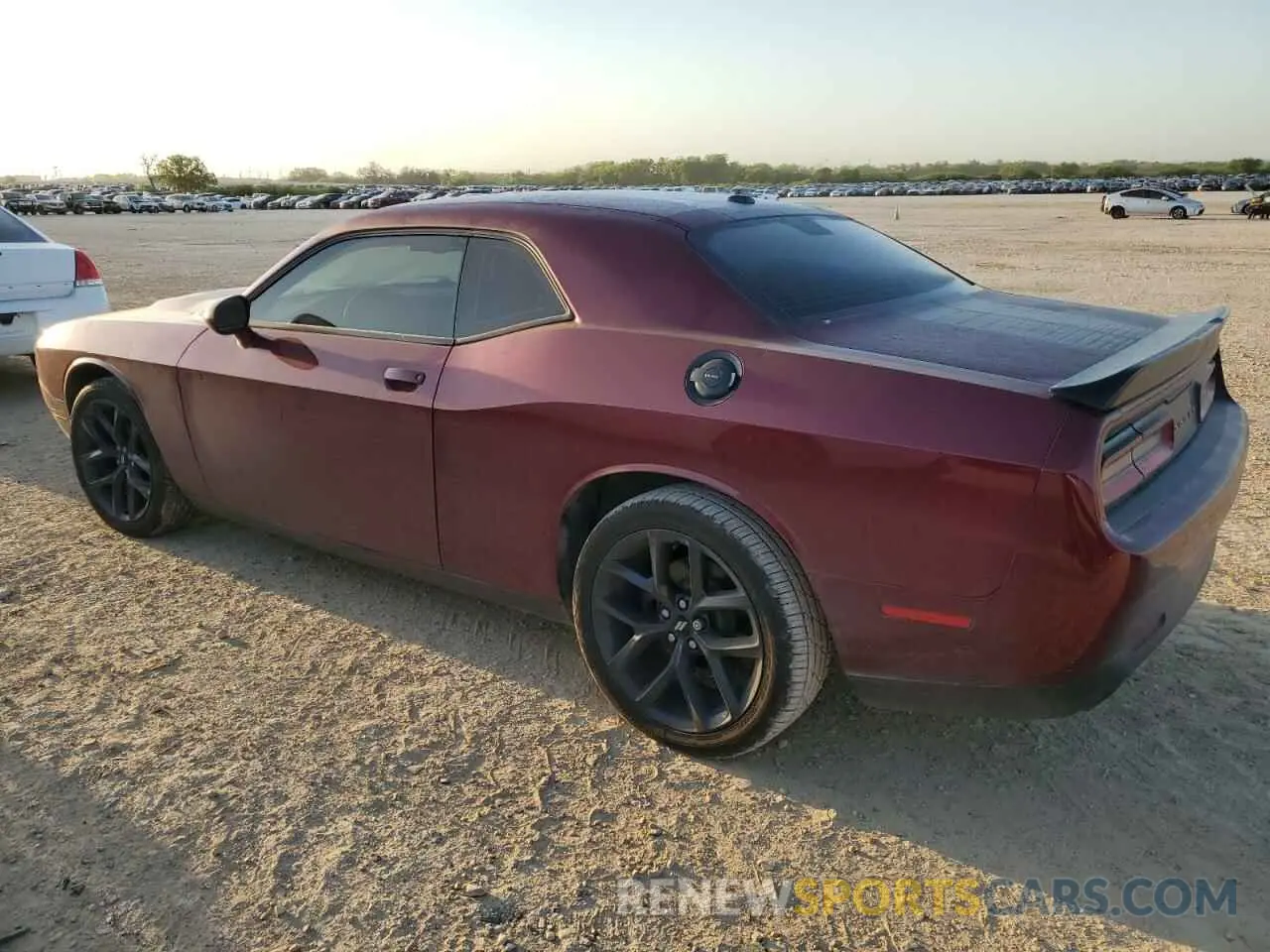 2 fotografías del automóvil dañado 2C3CDZAG8KH716813 DODGE CHALLENGER 2019