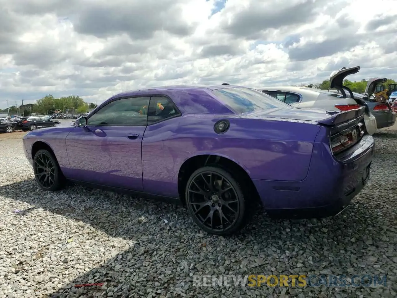 2 fotografías del automóvil dañado 2C3CDZAG8KH731537 DODGE CHALLENGER 2019