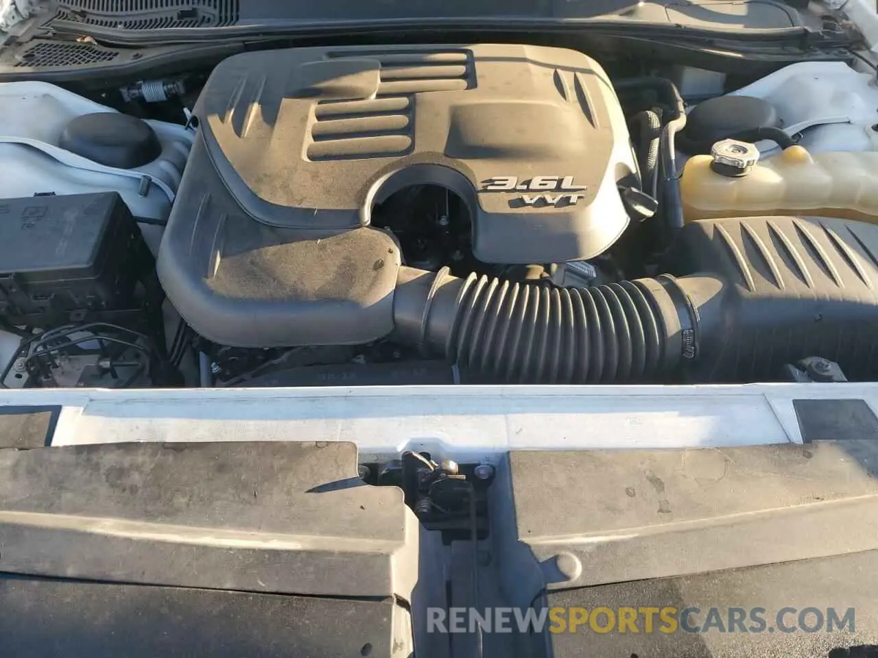 13 fotografías del automóvil dañado 2C3CDZAG9KH731935 DODGE CHALLENGER 2019