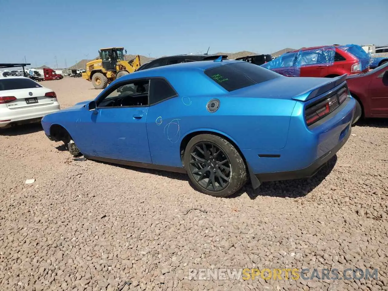 2 fotografías del automóvil dañado 2C3CDZBT0KH729244 DODGE CHALLENGER 2019