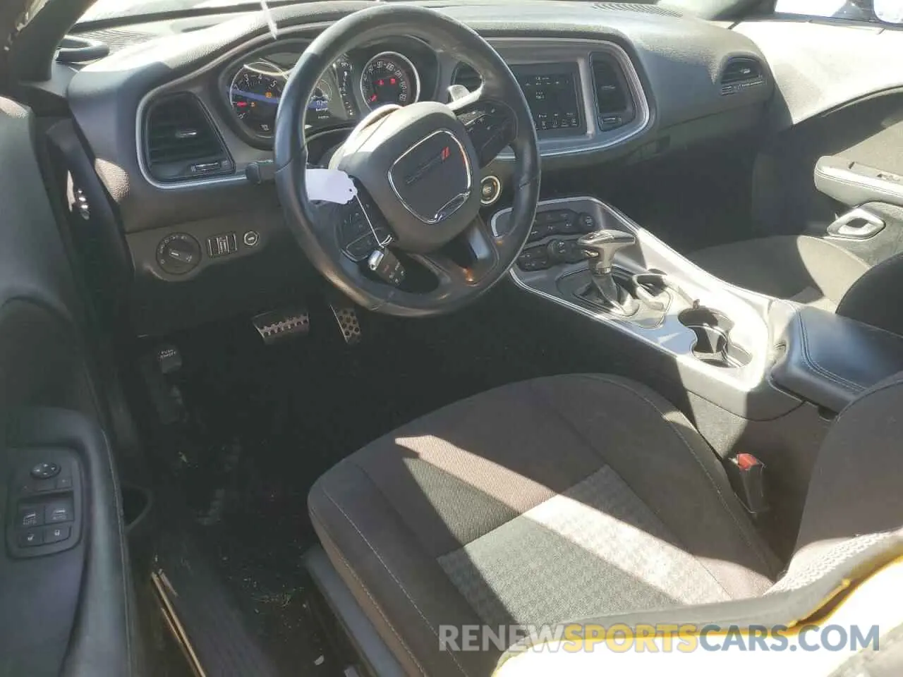 8 fotografías del automóvil dañado 2C3CDZBT0KH750790 DODGE CHALLENGER 2019