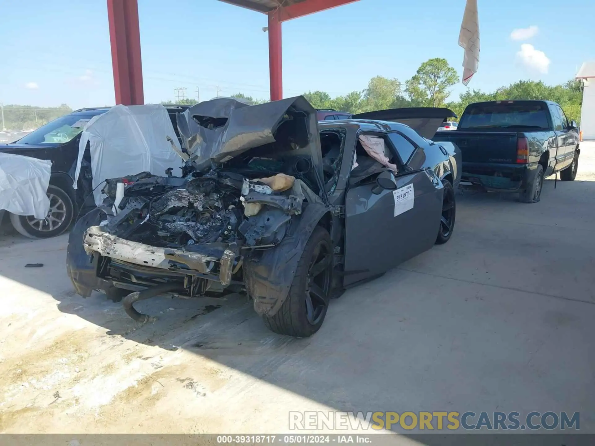 2 fotografías del automóvil dañado 2C3CDZBT1KH508705 DODGE CHALLENGER 2019