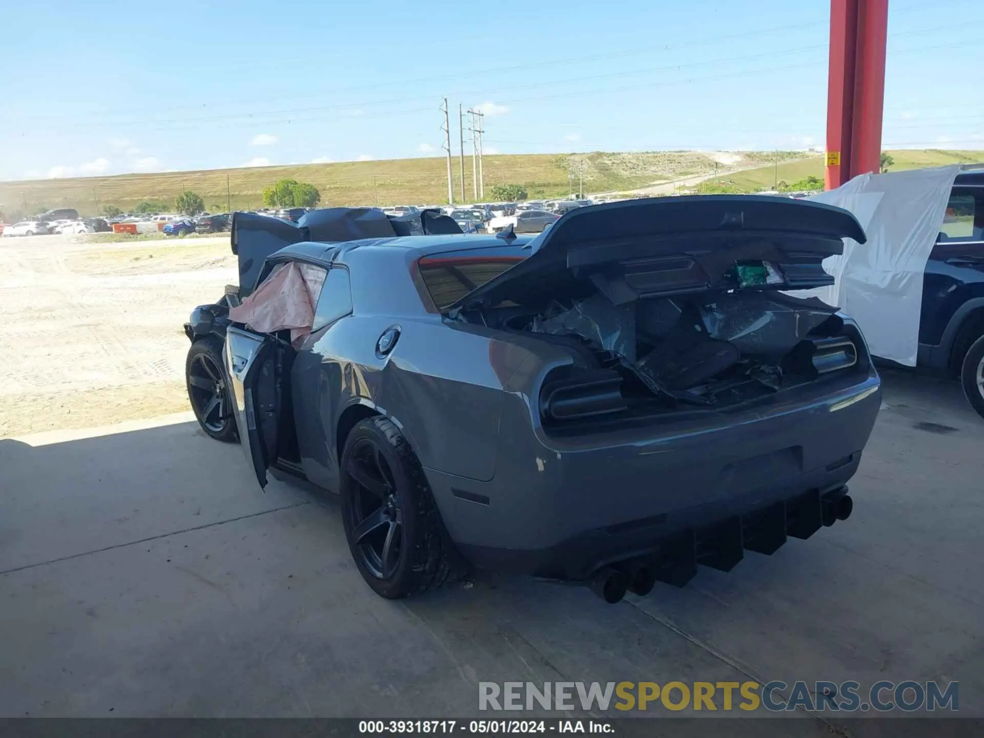 3 fotografías del automóvil dañado 2C3CDZBT1KH508705 DODGE CHALLENGER 2019
