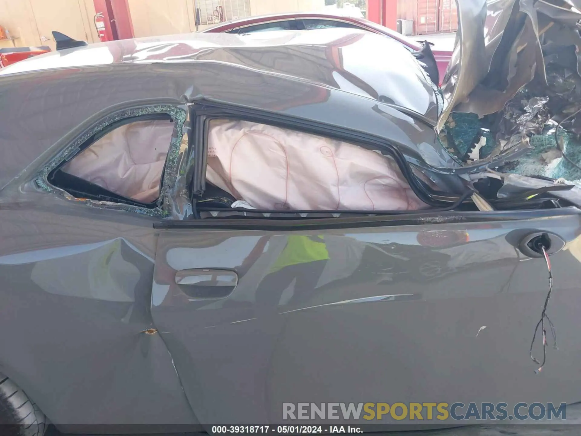 5 fotografías del automóvil dañado 2C3CDZBT1KH508705 DODGE CHALLENGER 2019