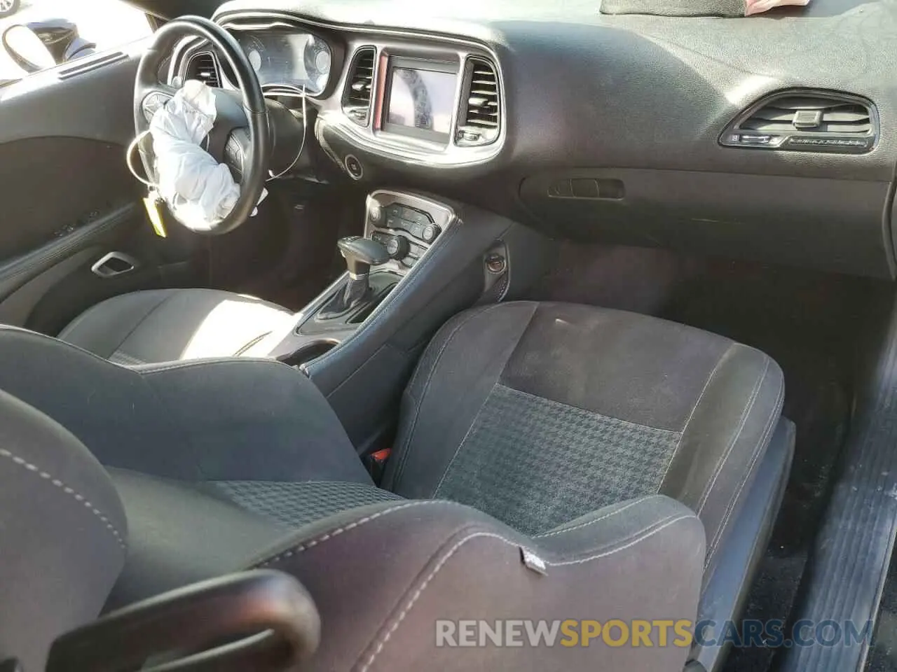 8 fotografías del automóvil dañado 2C3CDZBT1KH512009 DODGE CHALLENGER 2019