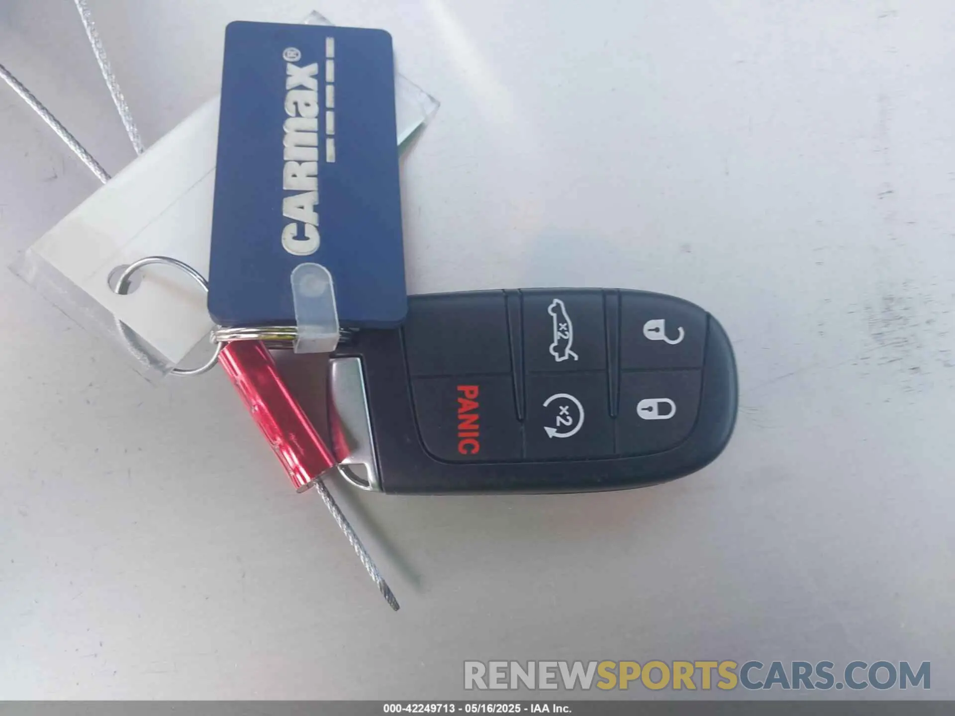 11 fotografías del automóvil dañado 2C3CDZBT2KH751102 DODGE CHALLENGER 2019