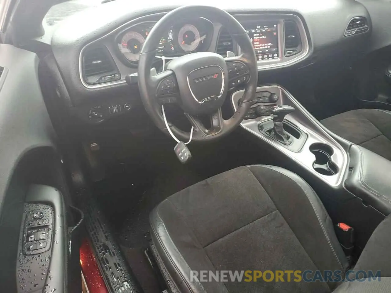 8 fotografías del automóvil dañado 2C3CDZBT3KH521858 DODGE CHALLENGER 2019