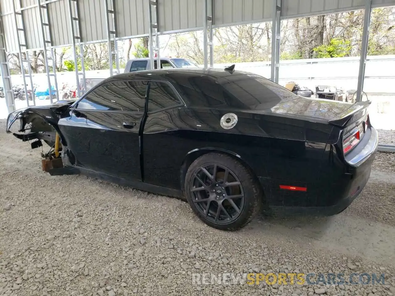 2 fotografías del automóvil dañado 2C3CDZBT4KH719767 DODGE CHALLENGER 2019