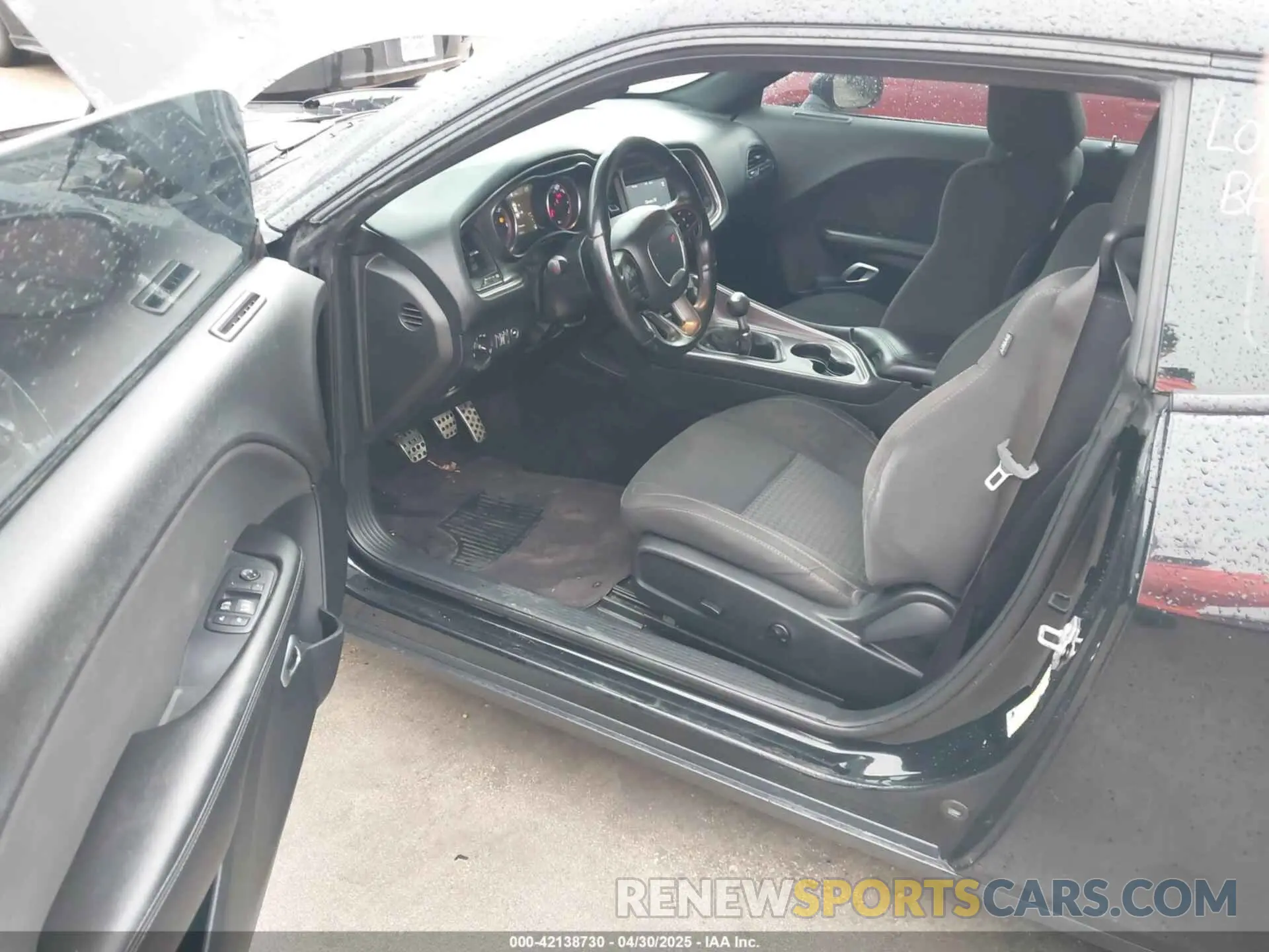 17 fotografías del automóvil dañado 2C3CDZBT6KH504293 DODGE CHALLENGER 2019