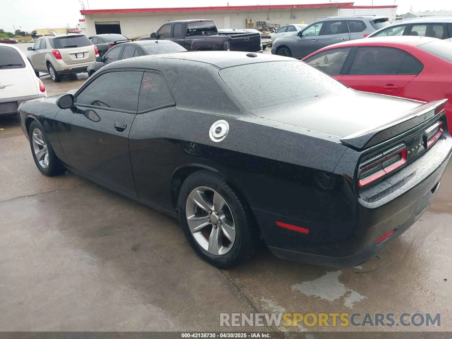3 fotografías del automóvil dañado 2C3CDZBT6KH504293 DODGE CHALLENGER 2019