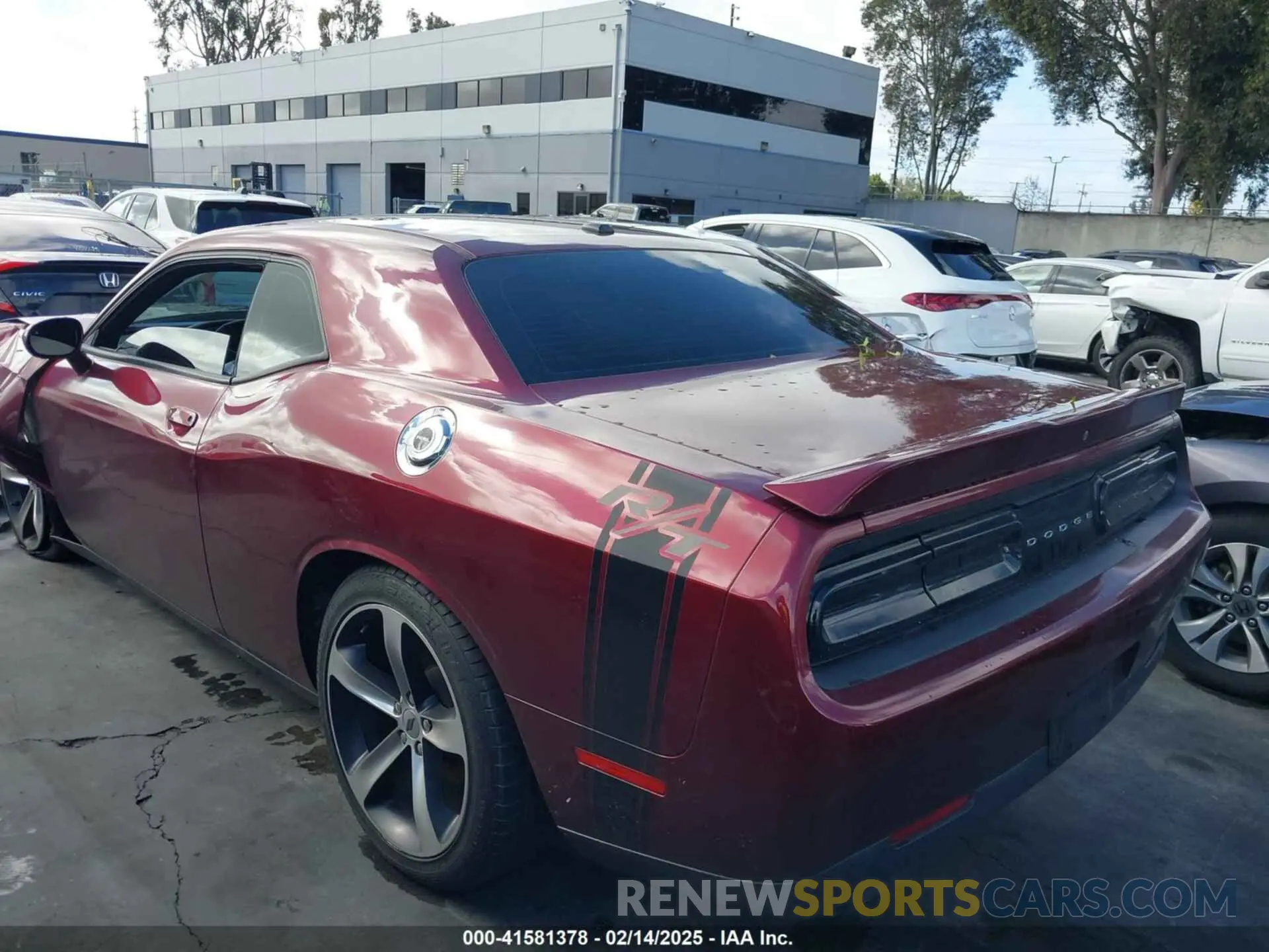 3 fotografías del automóvil dañado 2C3CDZBT6KH660527 DODGE CHALLENGER 2019