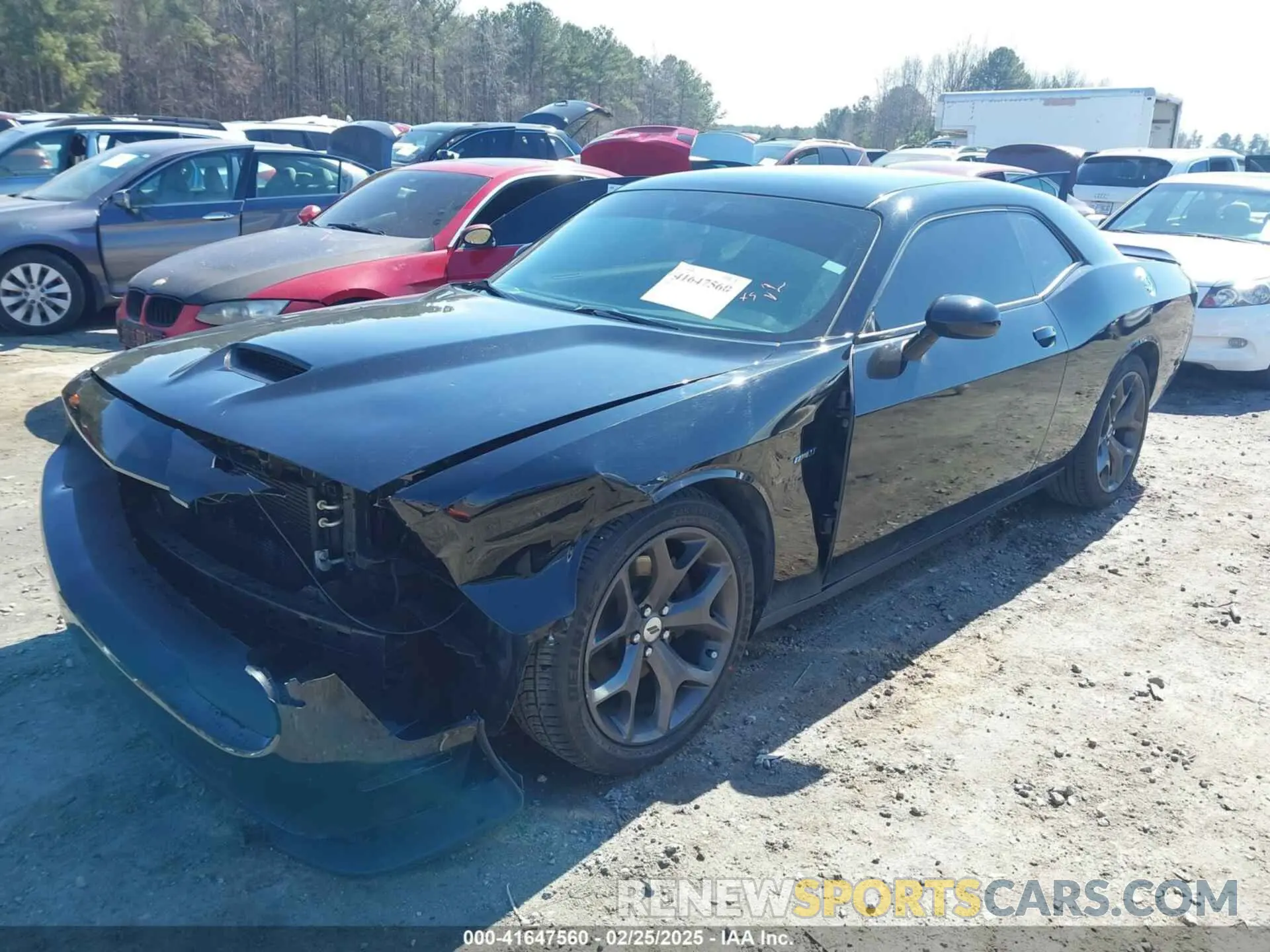 2 fotografías del automóvil dañado 2C3CDZBT7KH583408 DODGE CHALLENGER 2019