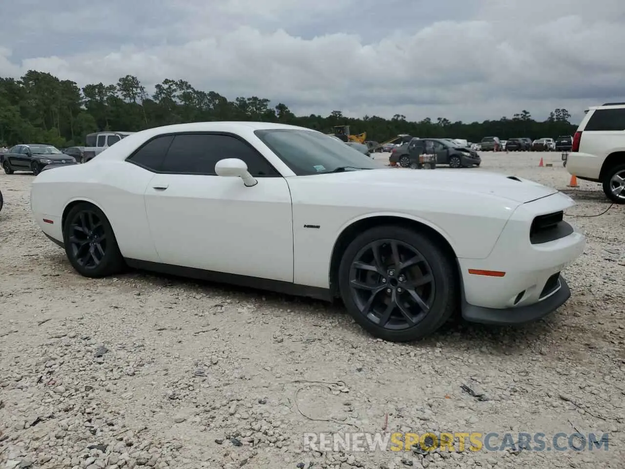 4 fotografías del automóvil dañado 2C3CDZBT7KH606198 DODGE CHALLENGER 2019