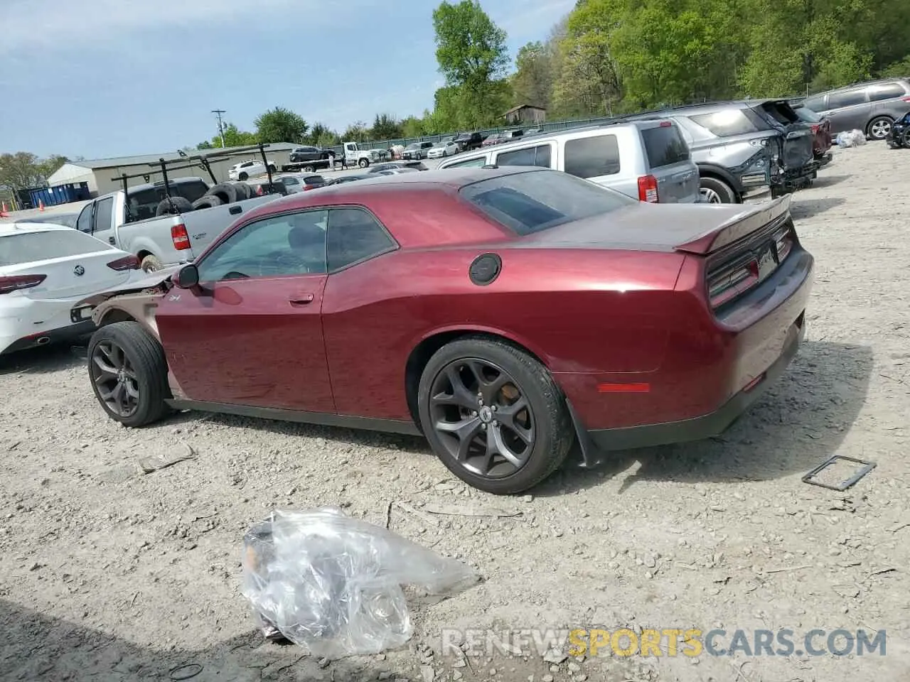 2 fotografías del automóvil dañado 2C3CDZBT8KH539076 DODGE CHALLENGER 2019