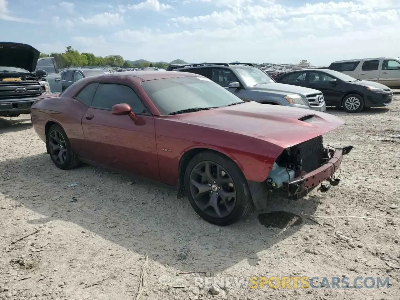 4 fotografías del automóvil dañado 2C3CDZBT8KH539076 DODGE CHALLENGER 2019
