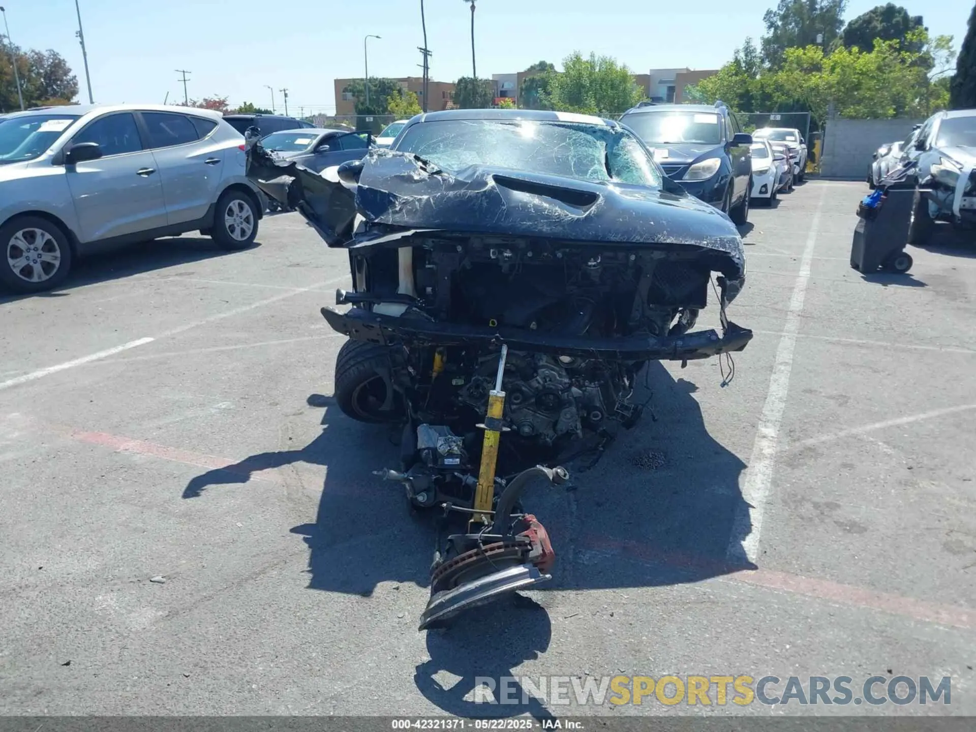 13 fotografías del automóvil dañado 2C3CDZBT8KH574054 DODGE CHALLENGER 2019