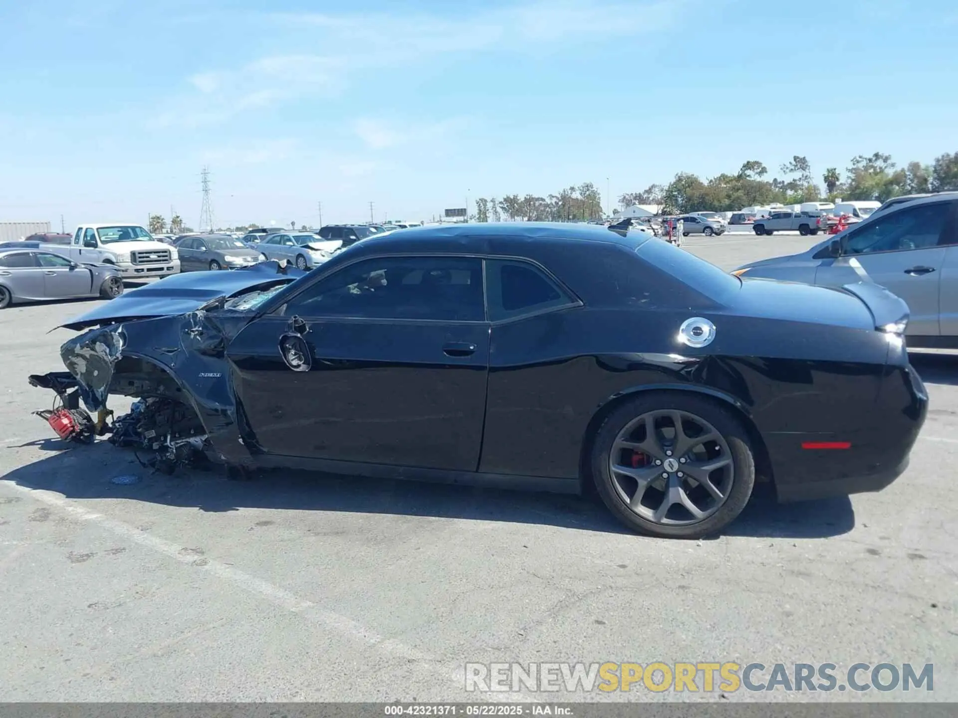 15 fotografías del automóvil dañado 2C3CDZBT8KH574054 DODGE CHALLENGER 2019