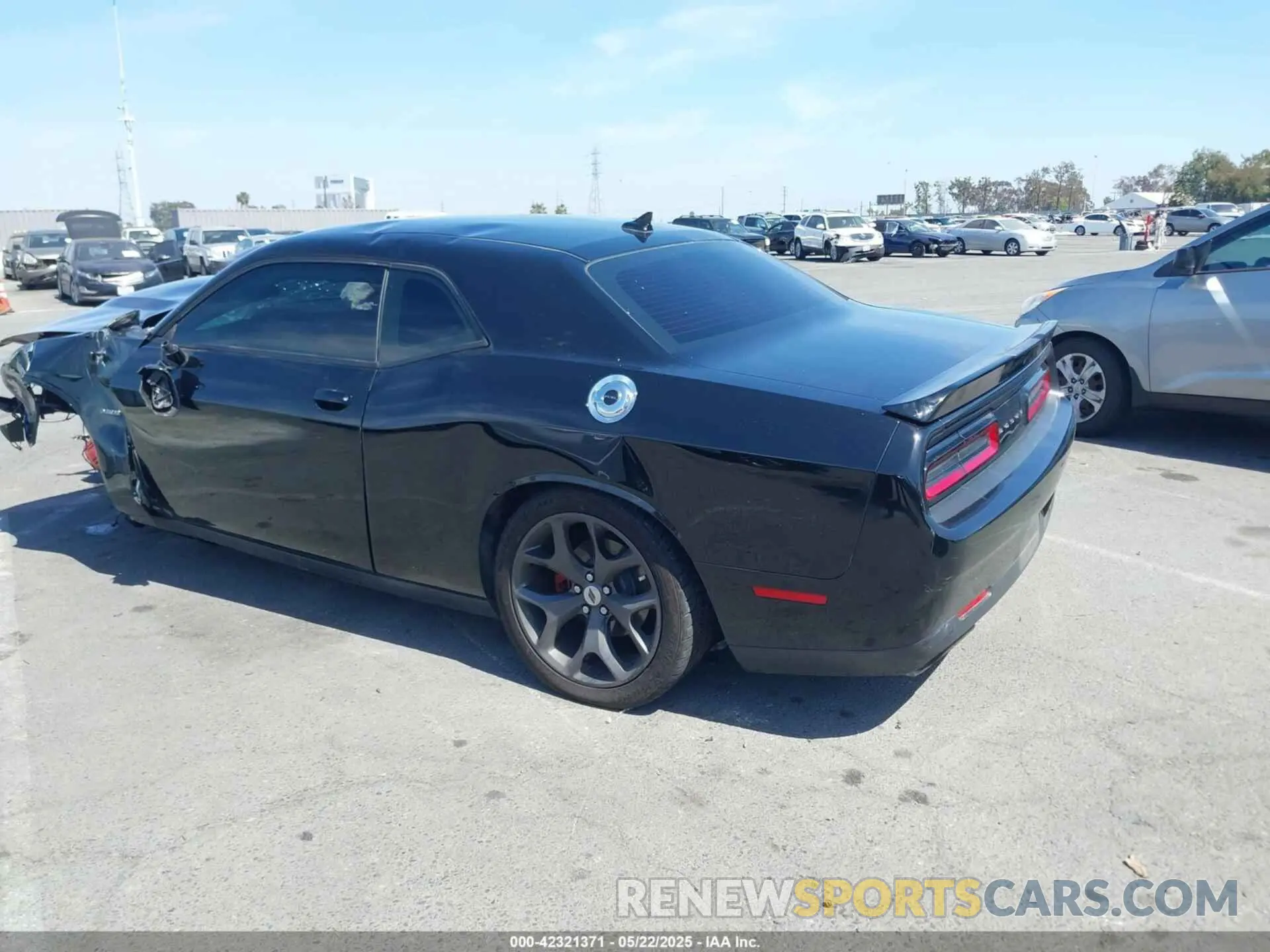 3 fotografías del automóvil dañado 2C3CDZBT8KH574054 DODGE CHALLENGER 2019