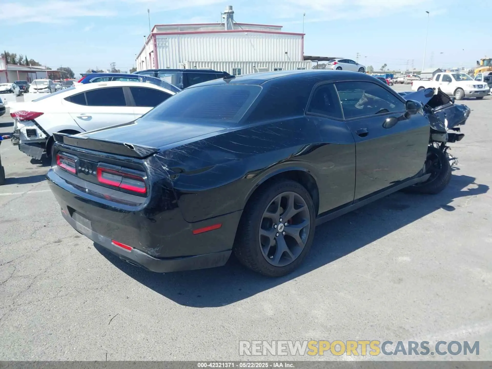 4 fotografías del automóvil dañado 2C3CDZBT8KH574054 DODGE CHALLENGER 2019